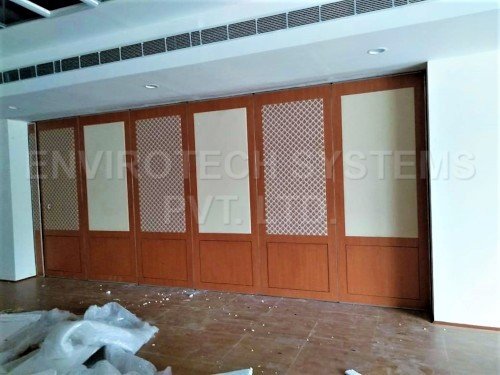 acoustic-sliding-folding-partition